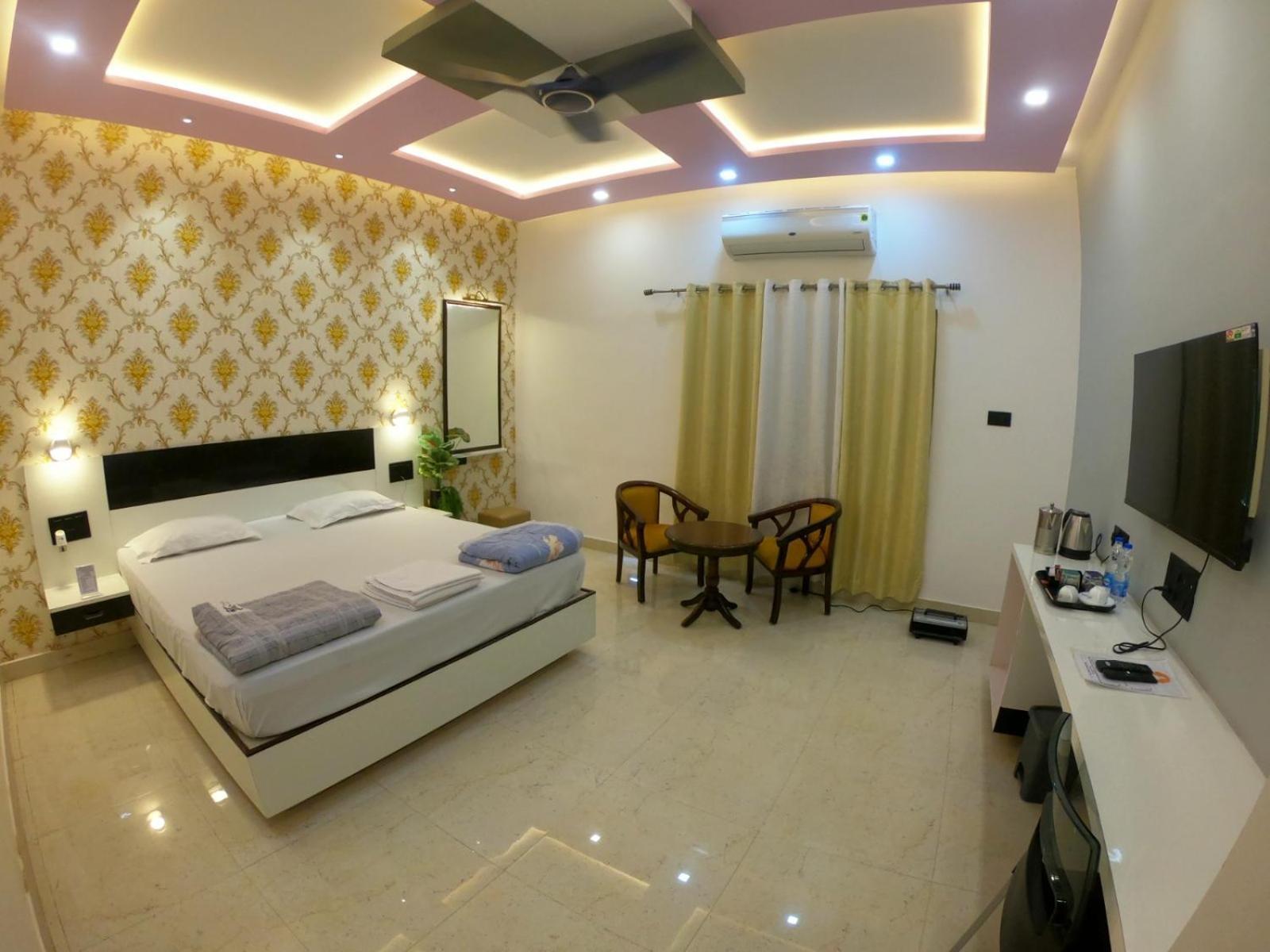 Hotel Buddha Park, Paharia, Варанаси Екстериор снимка